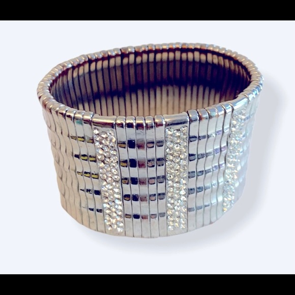 Bling bundle of 3 fun bracelets - Picture 2 of 10